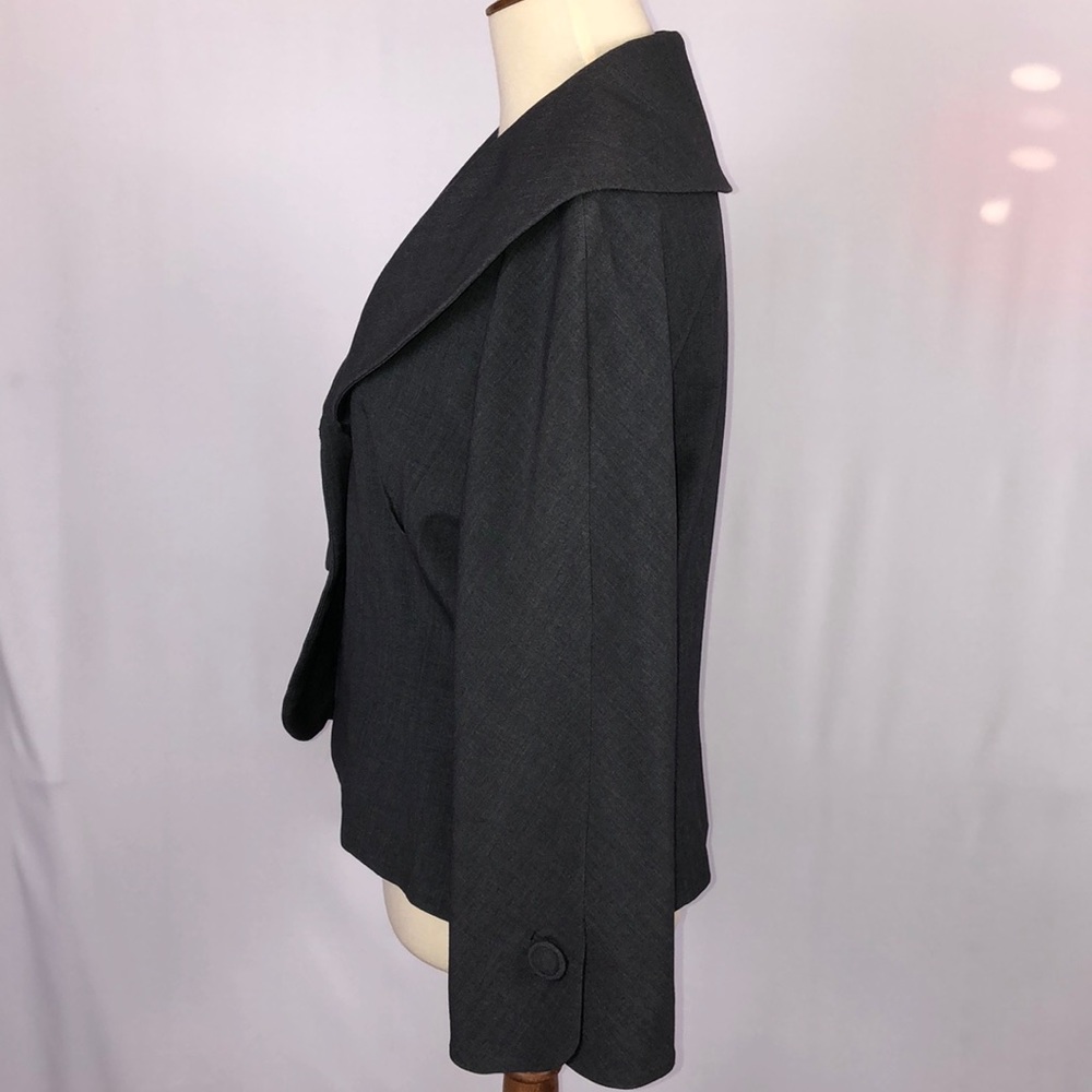 Larry Levine Gray Stretch Crop Blazer Jacket - Size 8 - Picture 5 of 10